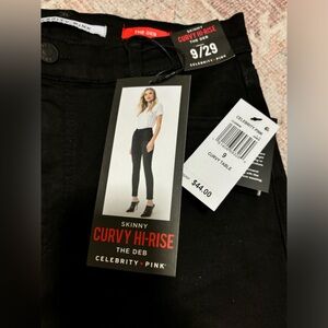 NWT Celebrity Pink Curvy High Rise, Size 9 / 29